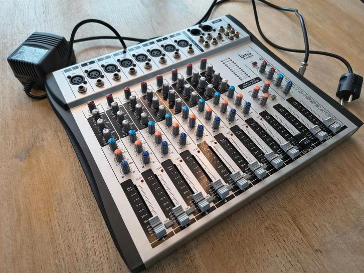 Mengpaneel 8 kanaals DIY, Muziek en Instrumenten, Mengpanelen, Gebruikt, 5 tot 10 kanalen, Microfooningang, Ophalen