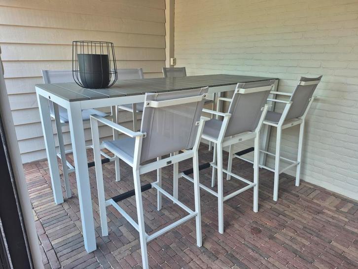 Bellagio barset/ bartafel met 6 barkrukken., Tuin en Terras, Tuinsets en Loungesets, Zo goed als nieuw, Ophalen