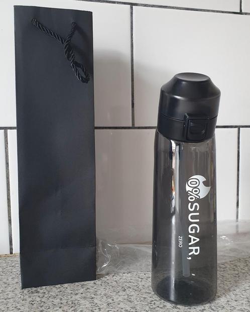 Waterfles Zwart 650ML ( Airup uitvoering ), Sport en Fitness, Bidons, Nieuw, Ophalen of Verzenden