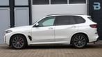 BMW X5 xDrive50e M-Sport Pro | Stoelventilatie | Harman/Kard, 12 maanden, Gebruikt, 2395 kg, Wit