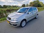 Fiat Punto 1.4 i 16V 5 Deurs 2005 Airco Cruise Control APK, Auto's, Fiat, Voorwielaandrijving, Euro 5, Stof, Zwart