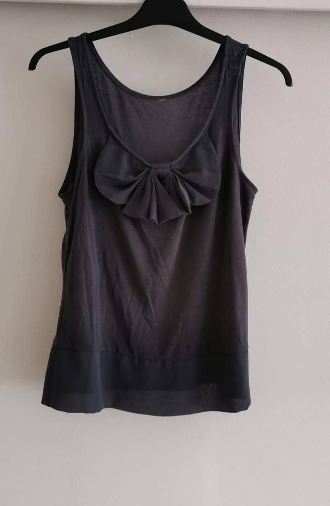 Vero Moda tops met strik mt. S, Kleding | Dames, Tops, Zo goed als nieuw, Maat 36 (S), Overige kleuren, Zonder mouw, Verzenden
