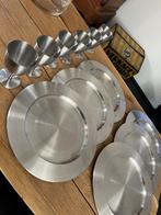 Zes onderzetborden + zes glazen HEMA zilver, Glas of Glazen, Ophalen of Verzenden, Overige stijlen, Glas