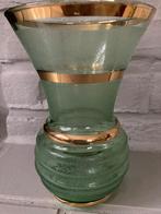 Groen glazen vaas, Antiek en Kunst, Antiek | Vazen, Ophalen of Verzenden