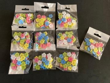 bedankjes zakje met 36 knoopjes div kleuren totaal 10 zakjes beschikbaar voor biedingen