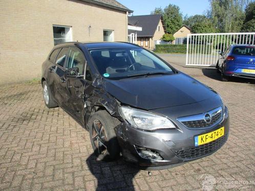 Opel Astra SPORTS TOURER 1.4 turbo Sport Automaat (bj 2011), Auto diversen, Schadeauto's, Automaat, Benzine, Stationwagon, Zilver of Grijs