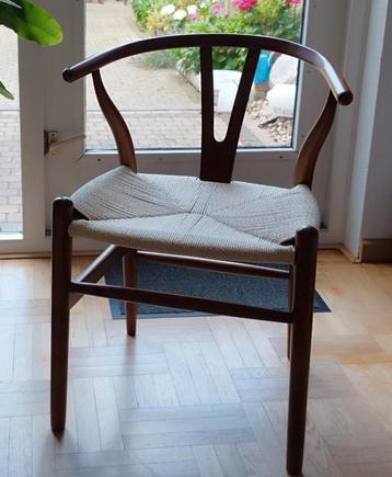 Carl Hansen & Son CH24 Wishbonestoel ClassicNatural walnoot  beschikbaar voor biedingen