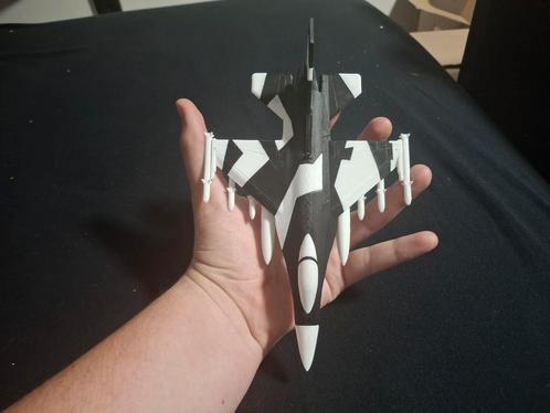 3D-geprint F-16 modelvliegtuig, Hobby en Vrije tijd, Modelbouw | Vliegtuigen en Helikopters, Nieuw, Vliegtuig, 1:200 of kleiner