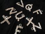 9 strass letters als hangers nr ha 0242, Hobby en Vrije tijd, Kralen en Sieraden maken, Ophalen of Verzenden, Nieuw, Hanger