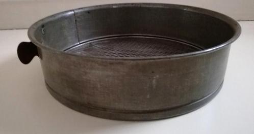 Bakvorm bakblik rond diameter 23,5 cm inhoud 3 liter, Hobby en Vrije tijd, Taarten en Cupcakes maken, Gebruikt, Bakvorm, Taarten