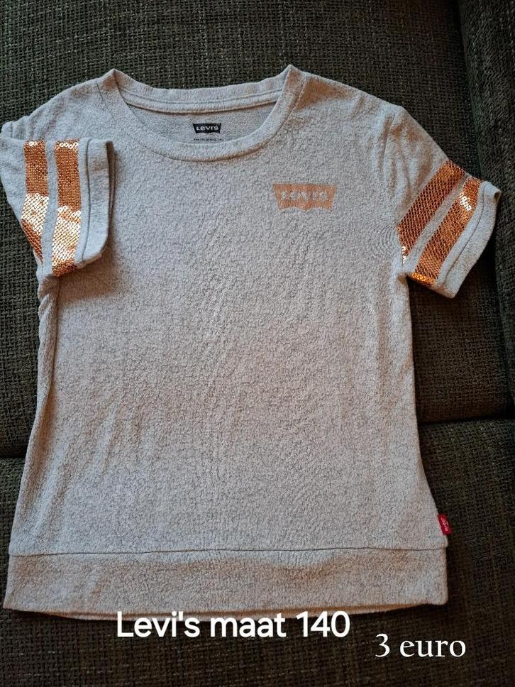 Levi's shirt  maat 140 in mooie staat., Kinderen en Baby's, Kinderkleding | Maat 140, Zo goed als nieuw, Meisje, Shirt of Longsleeve