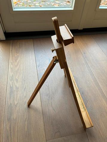 Houten Ezel voor Kunstenaars beschikbaar voor biedingen