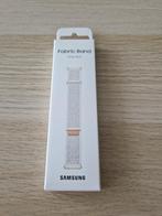 Samsung Galaxy Watch Fabric Band (horlogebandje) Zandkleur, Nieuw, Samsung, Bandje, Ophalen of Verzenden
