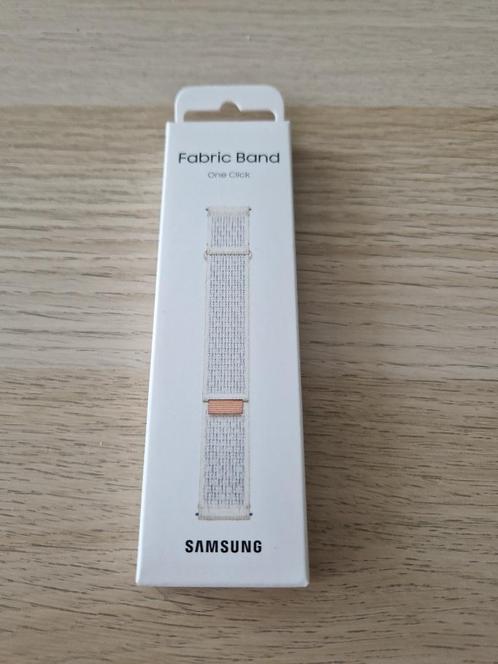 Samsung Galaxy Watch Fabric Band (horlogebandje) Zandkleur, Telecommunicatie, Wearable-accessoires, Nieuw, Bandje, Ophalen of Verzenden