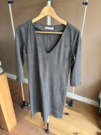 Suede look jurk maat S, Ophalen of Verzenden, Zo goed als nieuw, Grijs