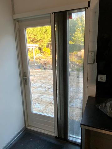 Hordeur (schuif) beschikbaar voor biedingen