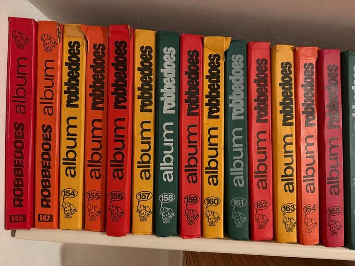 Robbedoes Weekblad Albums - Collectie van 64 stuks, Boeken, Stripboeken, Gelezen, Meerdere stripboeken, Ophalen