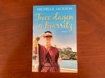 Twee dagen in Biarritz - Michelle Jackson, Ophalen of Verzenden, Zo goed als nieuw, Nederland