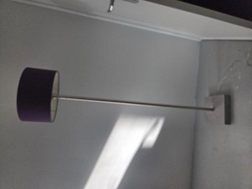 vloerlamp rvs met een slanke look en een stenen voet, Huis en Inrichting, Lampen | Vloerlampen, Gebruikt, Ophalen