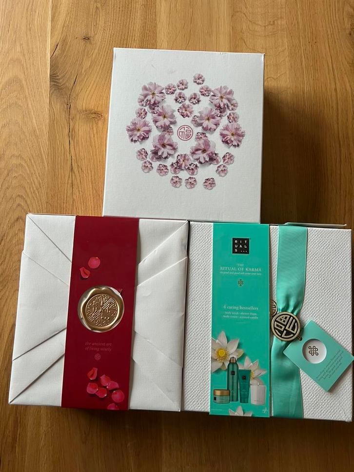 Rituals Giftset Ayurveda, Sakura en Karma 🎁❤️🩷🩵 Nieuw!, Sieraden, Tassen en Uiterlijk, Uiterlijk | Lichaamsverzorging, Nieuw