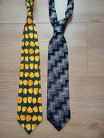 2 stropdassen ., Kleding | Heren, Stropdassen, Grijs, Ophalen of Verzenden, Zo goed als nieuw