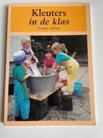 Kleuters in de klas (Christofoor), Ophalen of Verzenden, Zo goed als nieuw