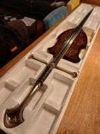 LotR Narsil zwaard replica (United Cutlery UC1267), Ophalen of Verzenden, Zo goed als nieuw, Replica