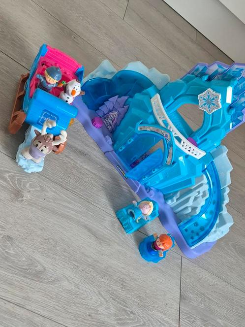 Frozen kasteel en arreslee, Kinderen en Baby's, Speelgoed | Fisher-Price, Zo goed als nieuw, Speelset, Ophalen