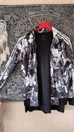 Adidas jasje met shirt, zwart-wit bloemenprint, maat L, Kleding | Dames, Jassen | Zomer, Adidas, Zwart, Maat 42/44 (L), Ophalen of Verzenden