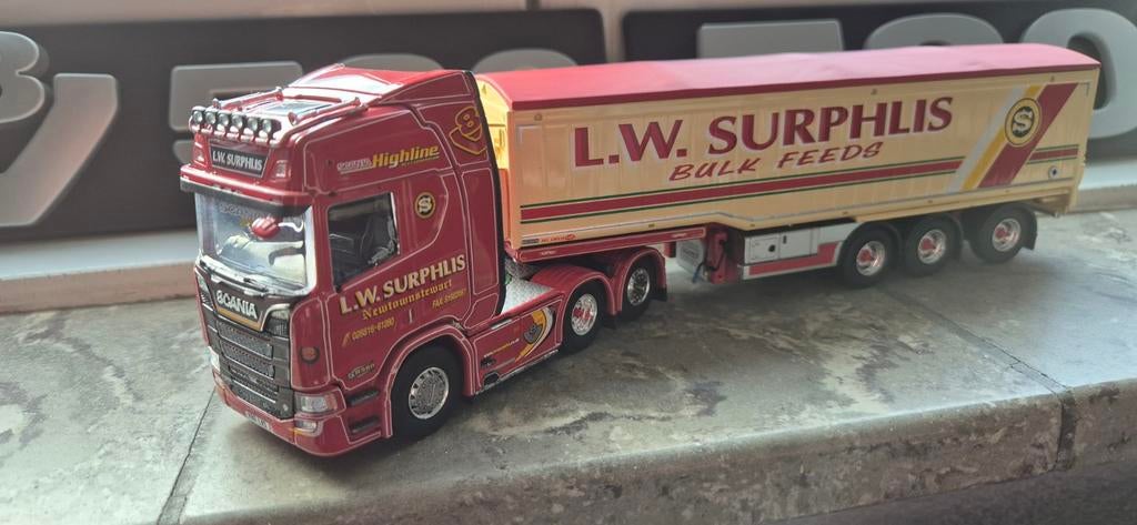 Tekno Scania R580 Surphlis, Ophalen of Verzenden, Zo goed als nieuw, Bus of Vrachtwagen