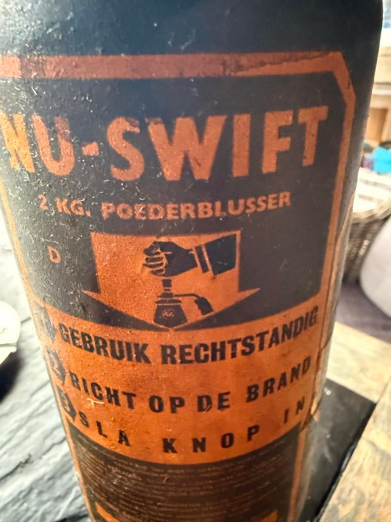 Oude Nu-Swift poederblusser - Vintage brandblusser, Huis en Inrichting, Brandblussers en Brandkasten, Gebruikt, Brandblusser, Ophalen of Verzenden
