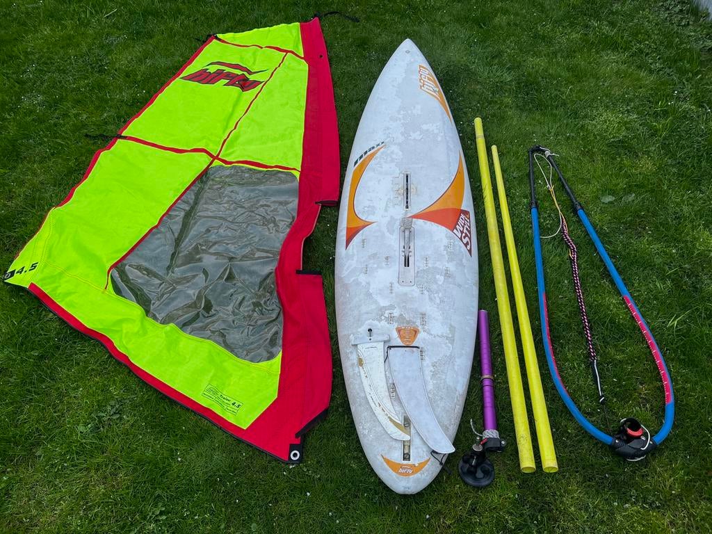 Complete beginnersset met zwaard, Ophalen, Gebruikt, 300 cm of meer, Met vin(nen)