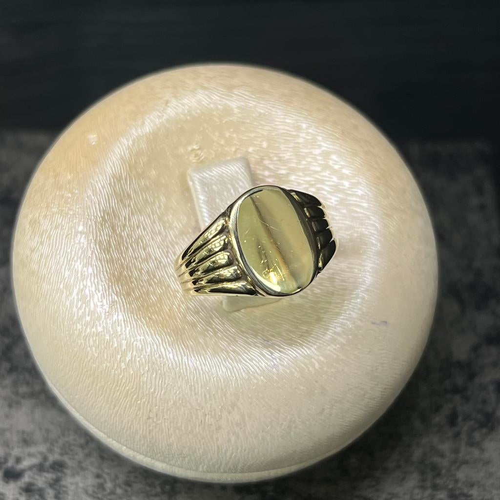 14 karaat gouden ring zegelring, Ophalen of Verzenden, Zo goed als nieuw, Goud, Dame