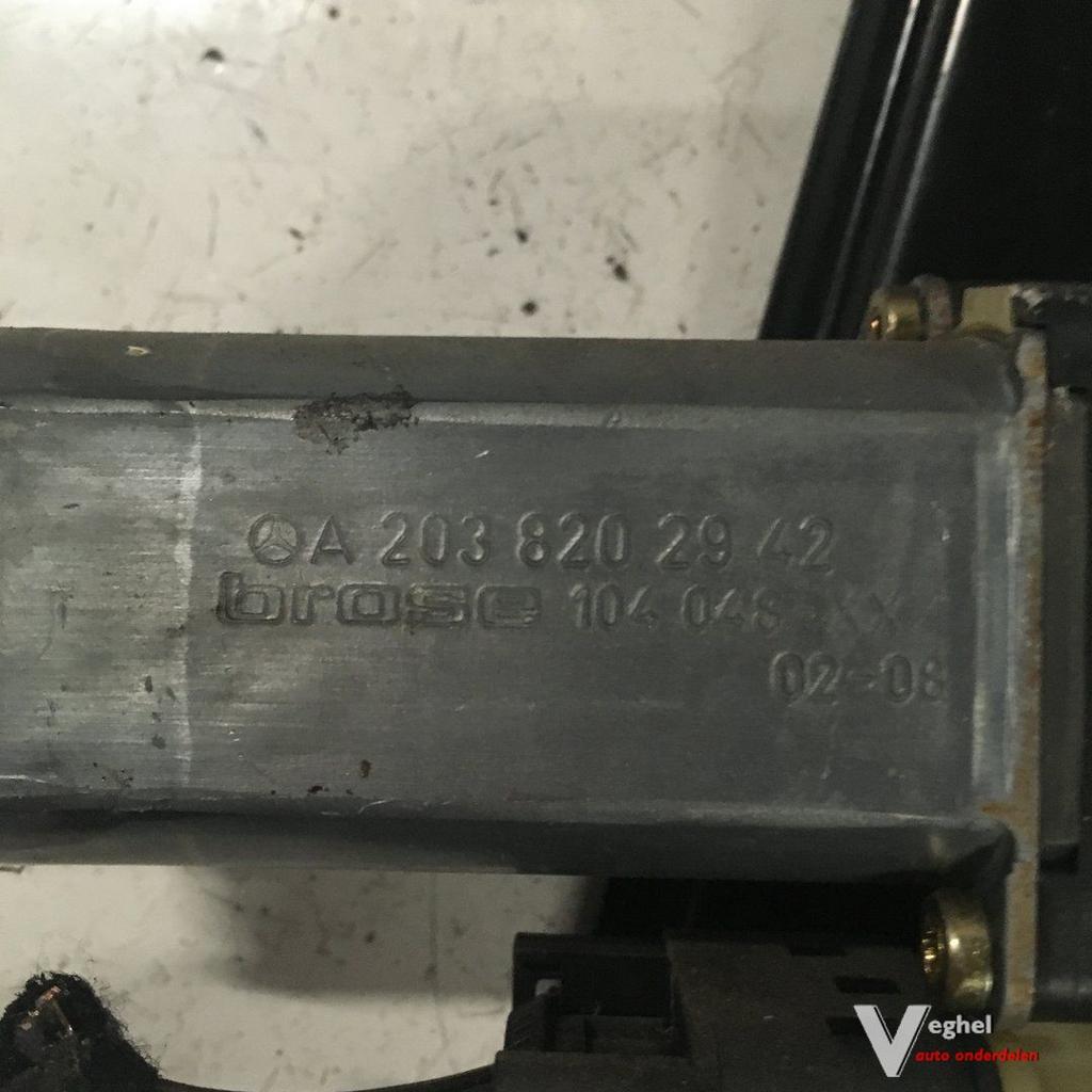 Mercedes W203 2008  Elektr Raammechanisme Rechtsvoor Linksac