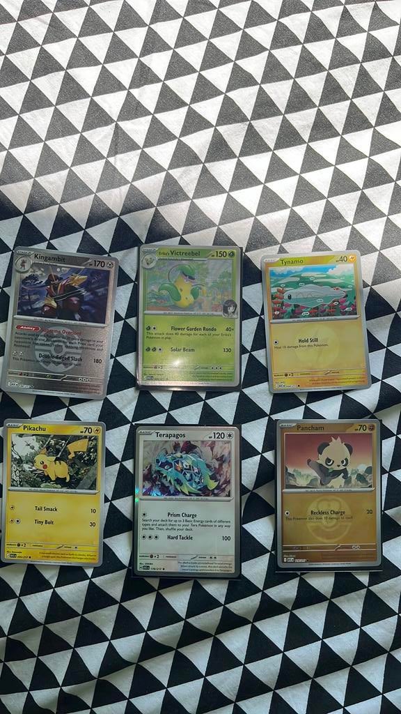Pokemon kaarten LEES BESCHRIJVING, Hobby en Vrije tijd, Verzamelkaartspellen | Pokémon, Ophalen of Verzenden, Zo goed als nieuw