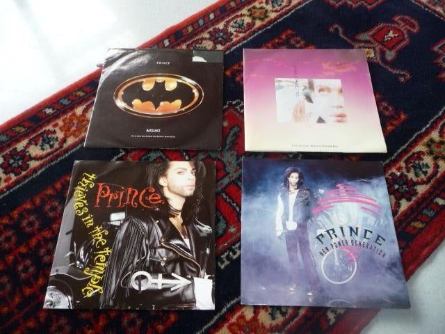 4 single prince, Ophalen of Verzenden, Zo goed als nieuw, Pop