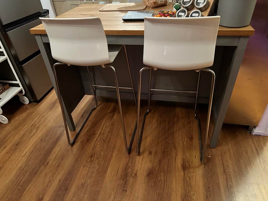 2 krukken - doe een bod!, Huis en Inrichting, Ophalen, Kunststof, Gebruikt, Met voetsteun