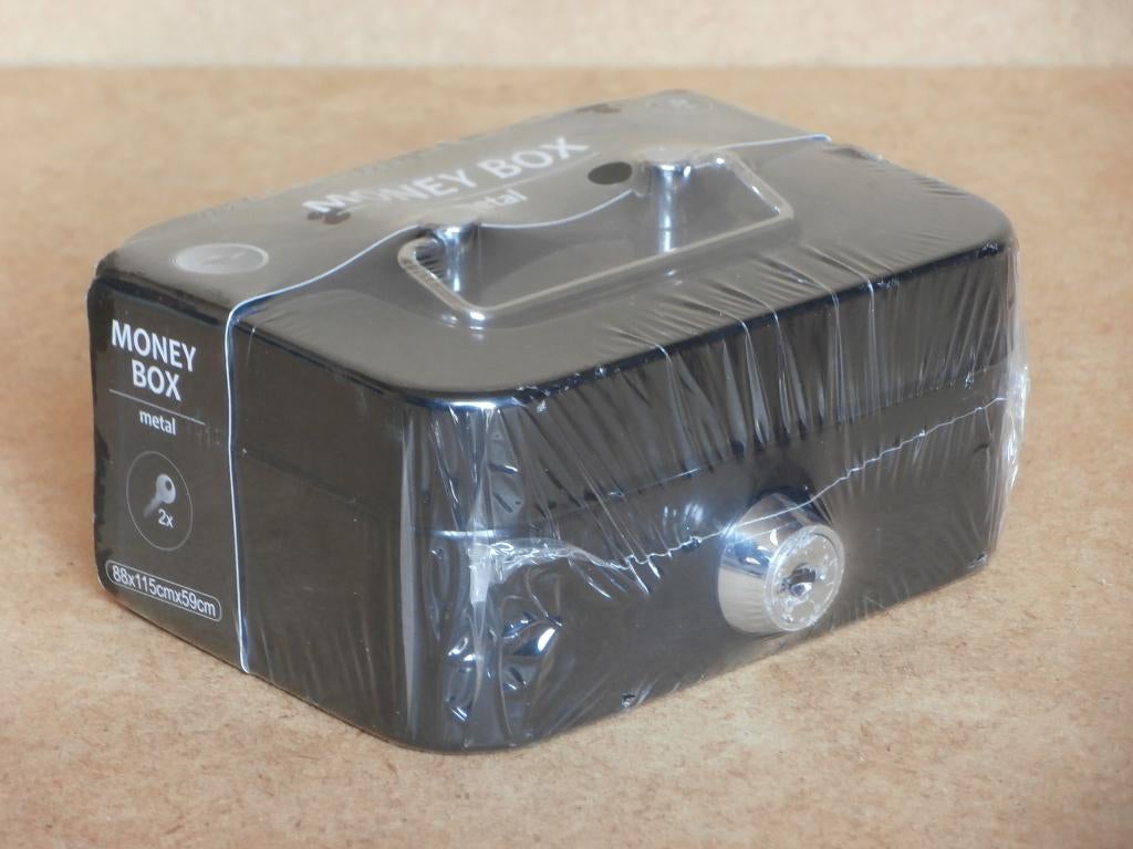 Spaarpot geldkistje sleutels kluisje kluis geld kistje zwart, Verzamelen, Spaarpotten, Ophalen of Verzenden, Nieuw, Metaal of Blik