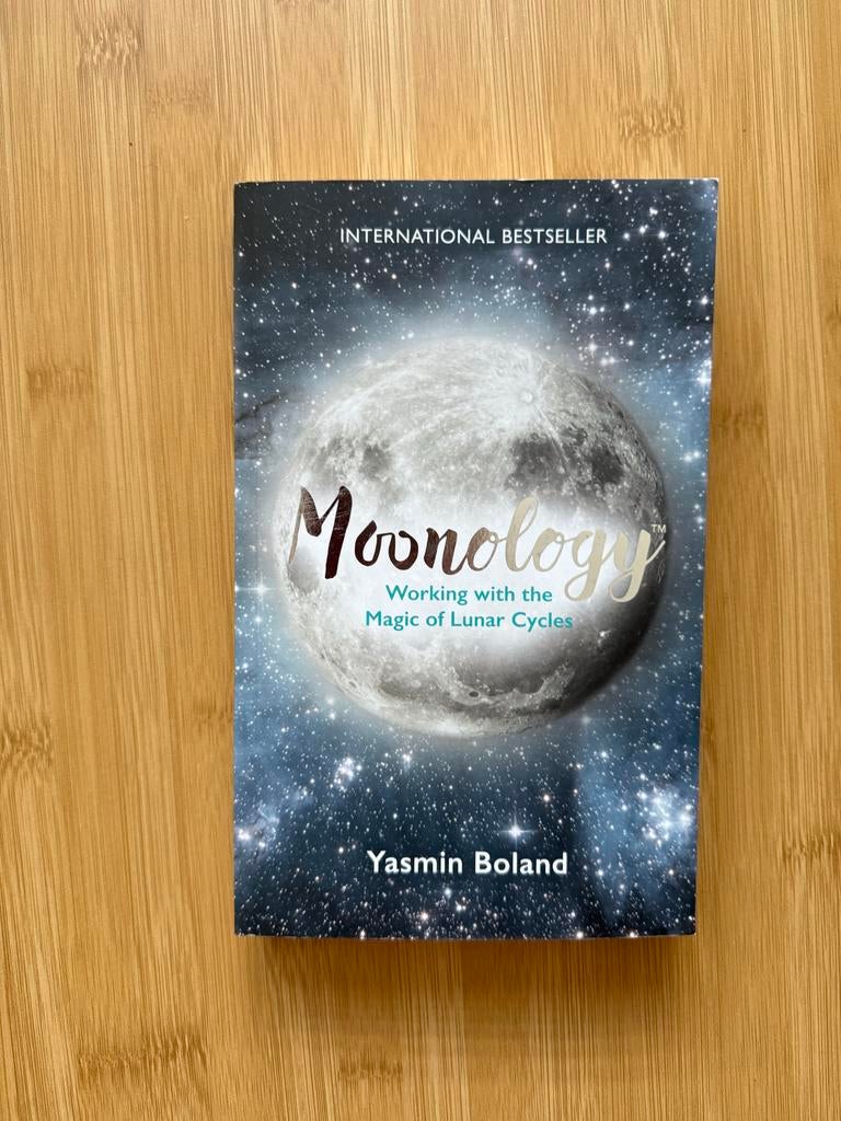 Moonology: Werk met de Magie van Maancycli, Ophalen of Verzenden, Nieuw, Astrologie, Achtergrond en Informatie