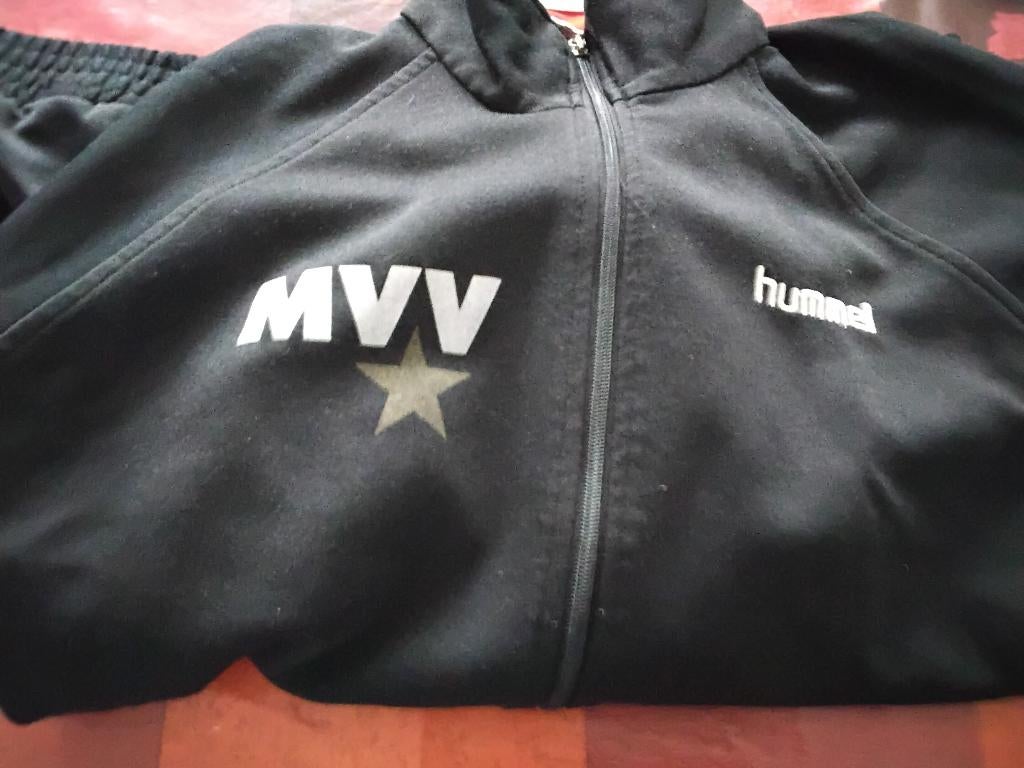 Sportkleding, Kleding | Heren, Sportkleding, Ophalen, Zo goed als nieuw, Maat 52/54 (L), Voetbal