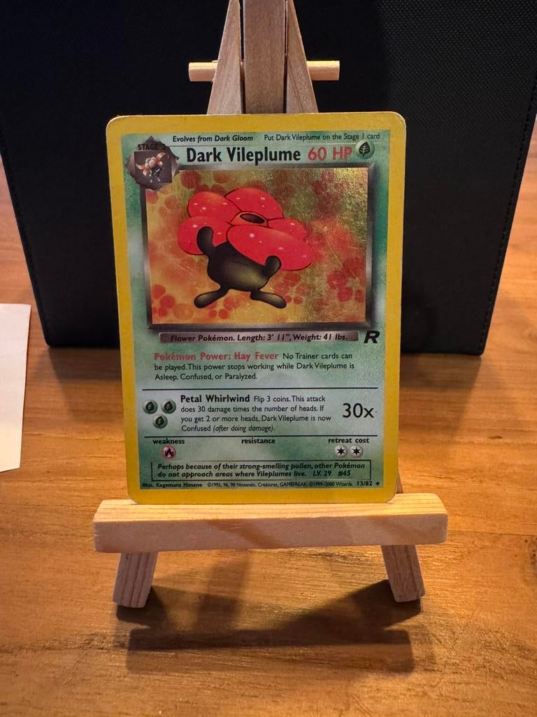 Dark Vileplume #13 team rocket, Ophalen of Verzenden, Zo goed als nieuw