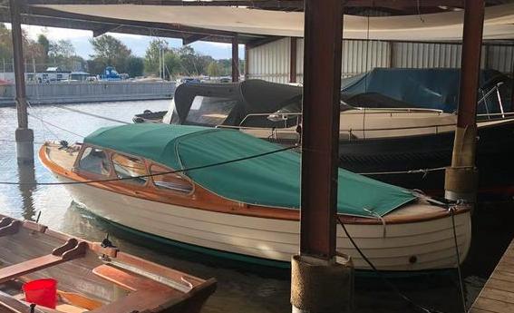 Snelle, gemoderniseerde Noorse fjorden sloep, polyester romp, Ophalen, 10 tot 30 pk, Binnenboordmotor, 6 meter of meer