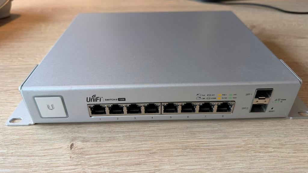 Ubiquiti UniFi US-8-150W Power over Ethernet Switch, Computers en Software, Ophalen of Verzenden, Gebruikt