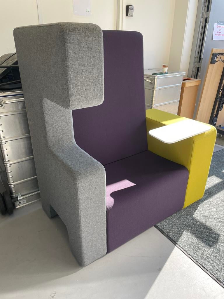 Ahrend oorstoelen 2x akoestisch Earchair kantoor, Huis en Inrichting, Fauteuils, Ophalen, Zo goed als nieuw, 75 tot 100 cm, Minder dan 50 cm