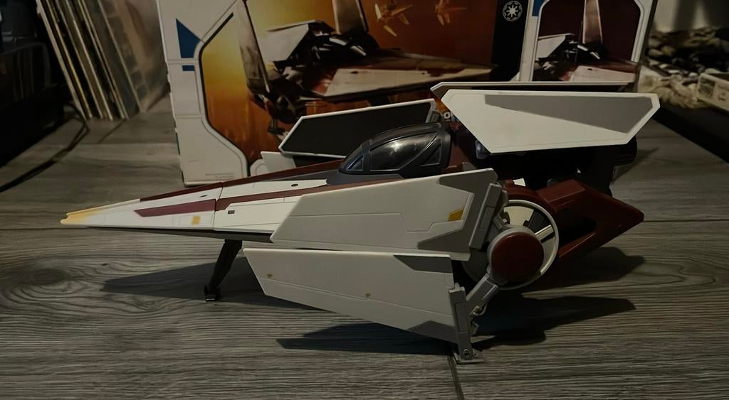 V wing starfighter, Ophalen, Zo goed als nieuw, Actiefiguurtje