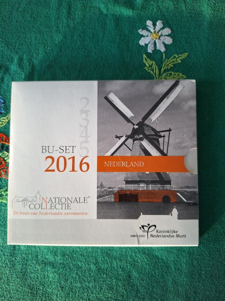 NEDERLAND NATIONALE COLLECTIE 2016 BU SET 8 STUKS PER SET, Postzegels en Munten, Munten | Nederland, Ophalen of Verzenden, Koningin Beatrix