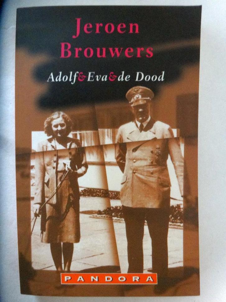 Adolf & Eva & de Dood. ( pandora ), Boeken, Oorlog en Militair, Zo goed als nieuw, Overige onderwerpen, Tweede Wereldoorlog, Ophalen of Verzenden