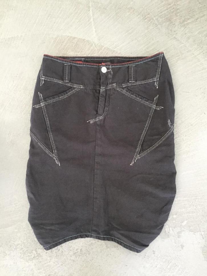 C530 Marithe Francois Girbaud Maat XS/S=34/36 rok rokje, Kleding | Dames, Rokken, Zo goed als nieuw, Maat 36 (S), Zwart, Knielengte