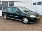 Opel Astra 1.6 Club SEDAN, Stof, Gebruikt, 4 cilinders, 1055 kg