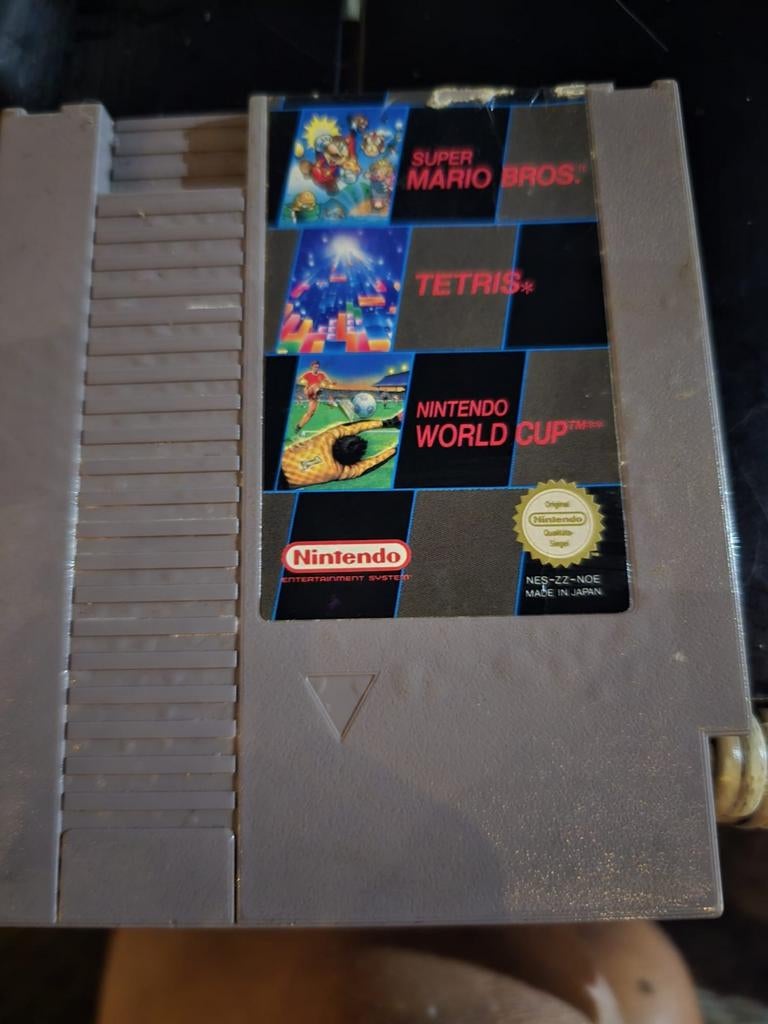 Mario bros, tetris en world cup, Spelcomputers en Games, Games | Nintendo NES, 1 speler, Ophalen of Verzenden, Zo goed als nieuw